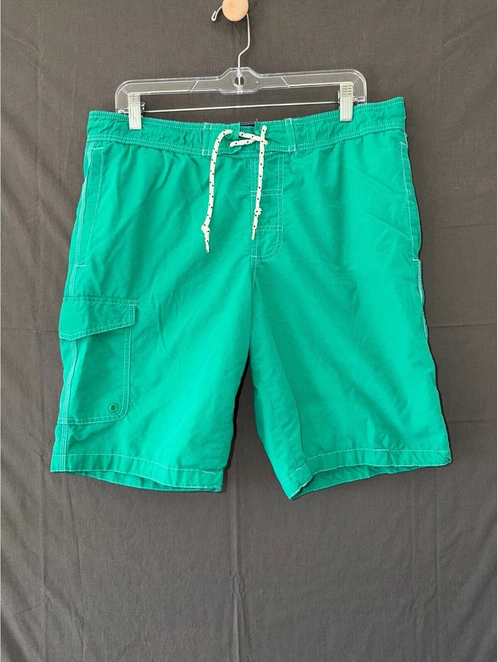St Johns Bay Swim Trunks Mens Small Green Board Shorts Cargo Pocket Mesh Lining